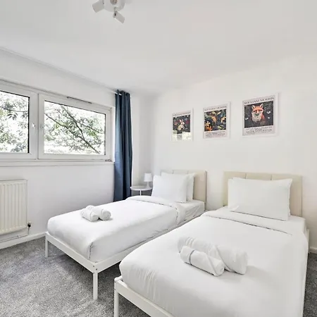 Guestready - Lovely Townhouse In West Kensington London Exterior photo