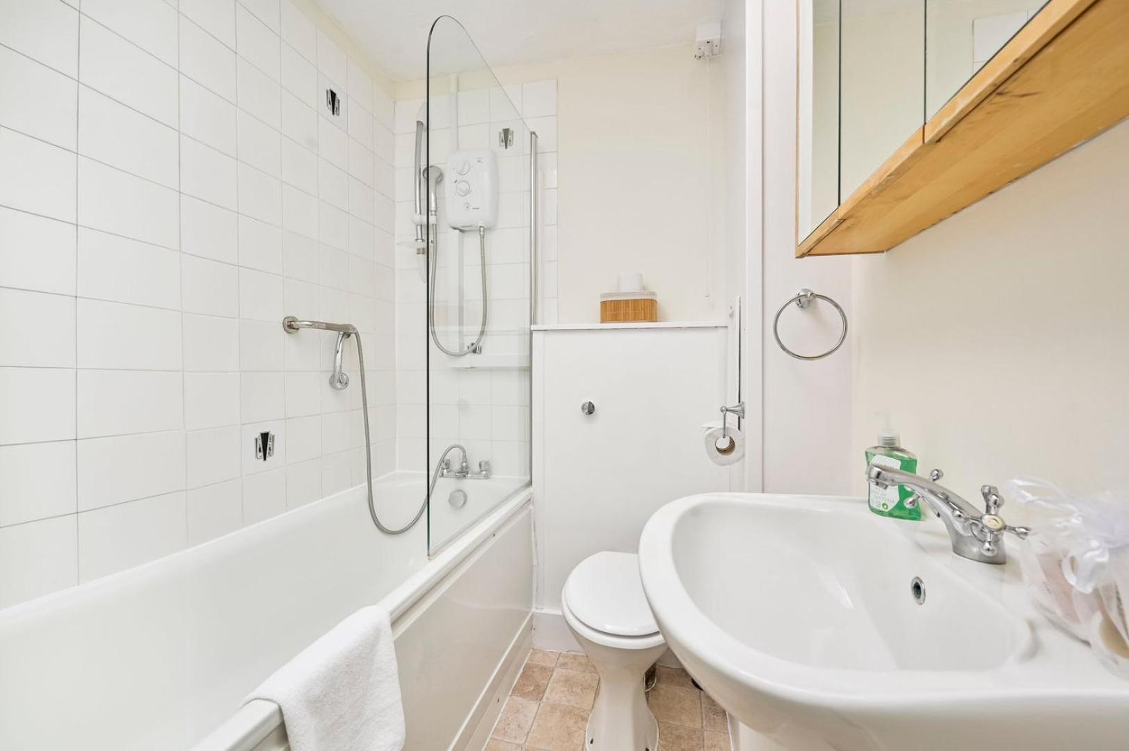 Guestready - Lovely Townhouse In West Kensington Лондон