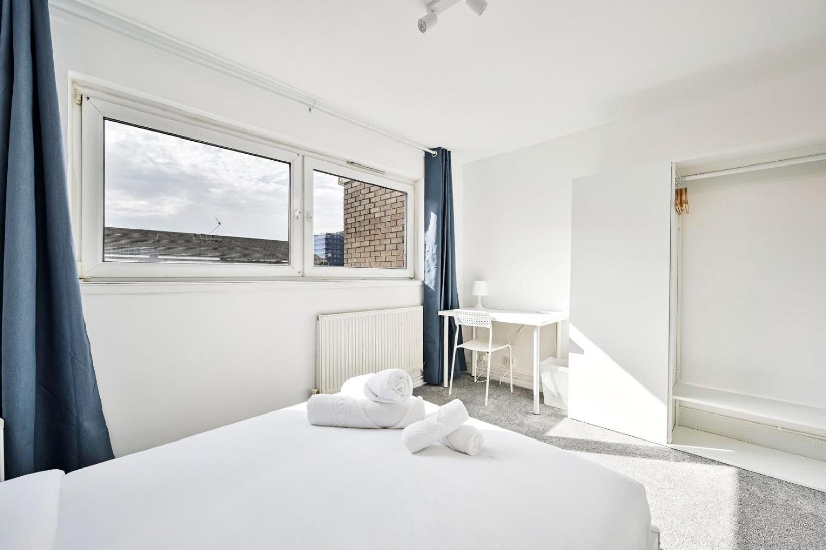 Апартаменты Guestready - Lovely Townhouse In West Kensington Лондон